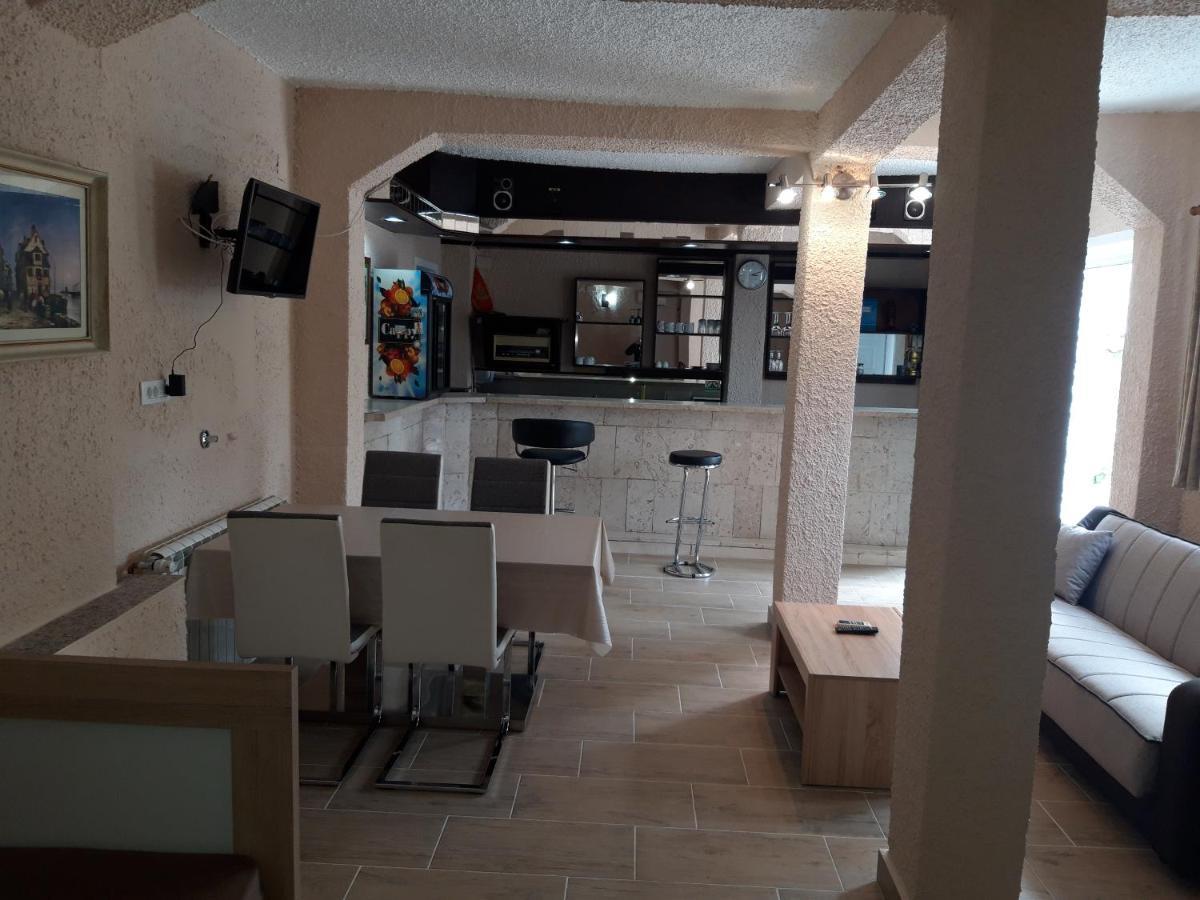 Kazablanka Rooms Aerodrom Susunja Экстерьер фото