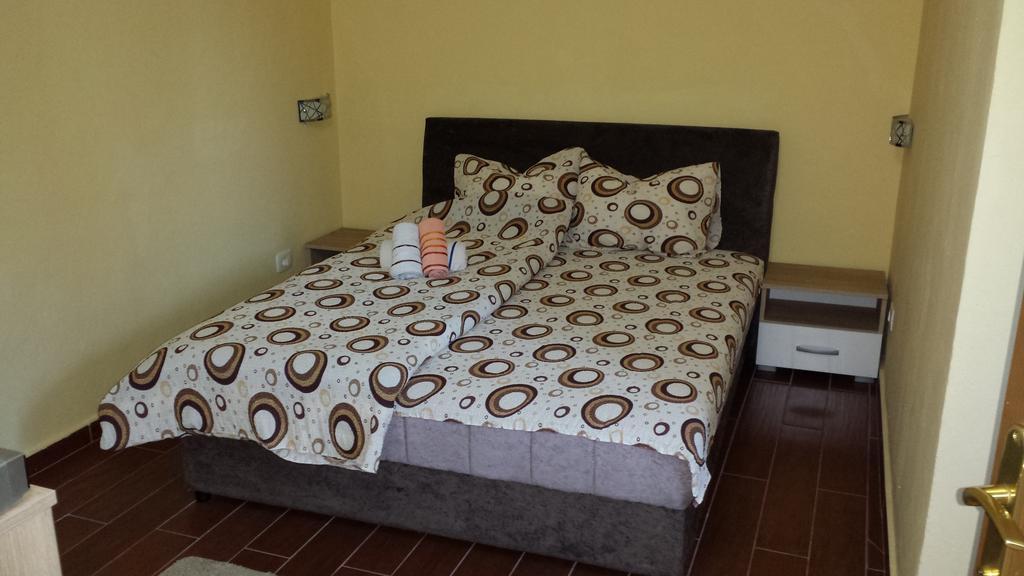 Kazablanka Rooms Aerodrom Susunja Экстерьер фото